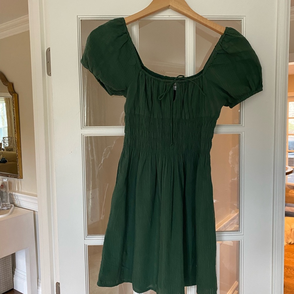 Aritzia Sunday Best 2xs green dress.